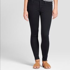 NWOT mossimo Mid Rose Jeggings size 00/short